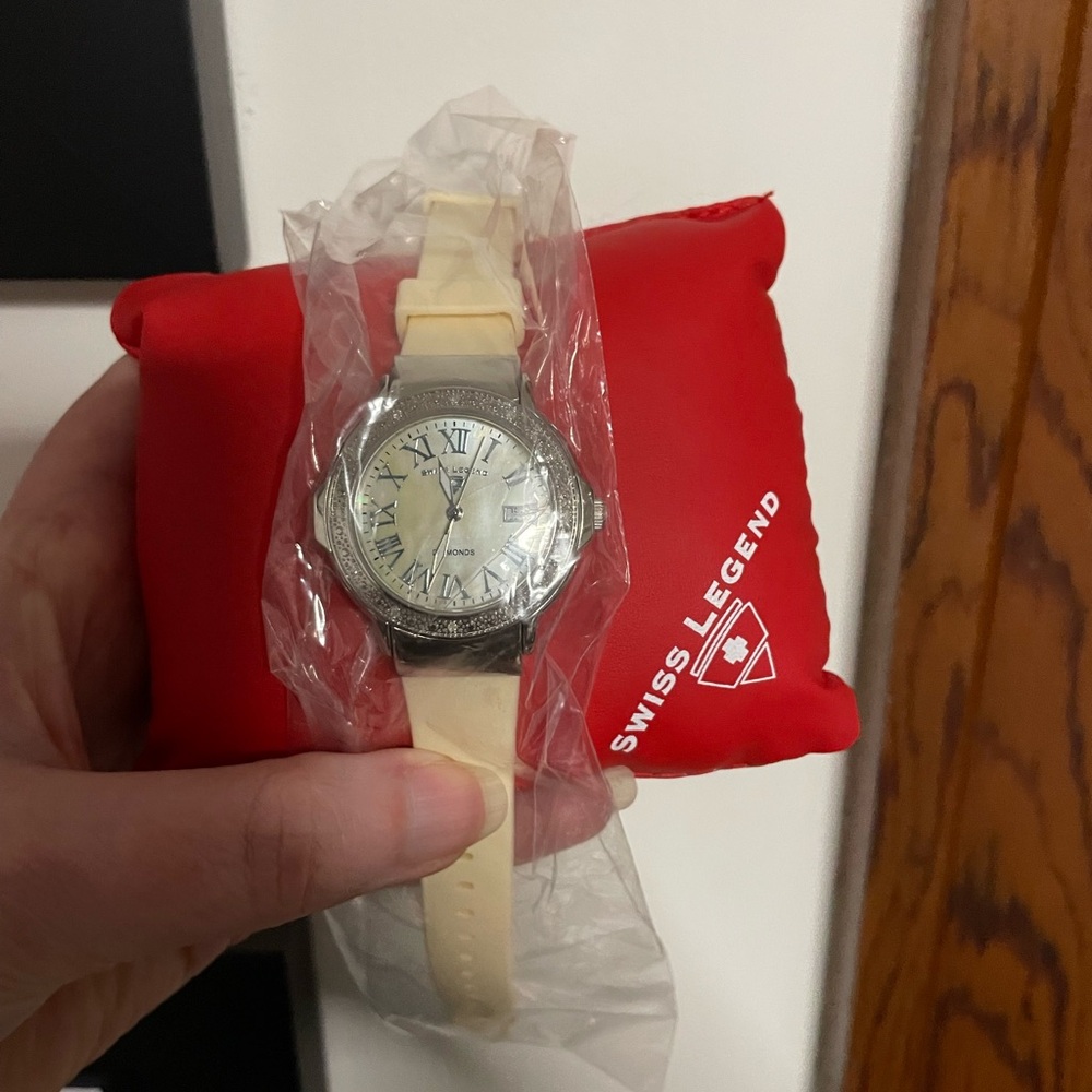 Swiss legend south beach diamond encrusted watch cream band nwt